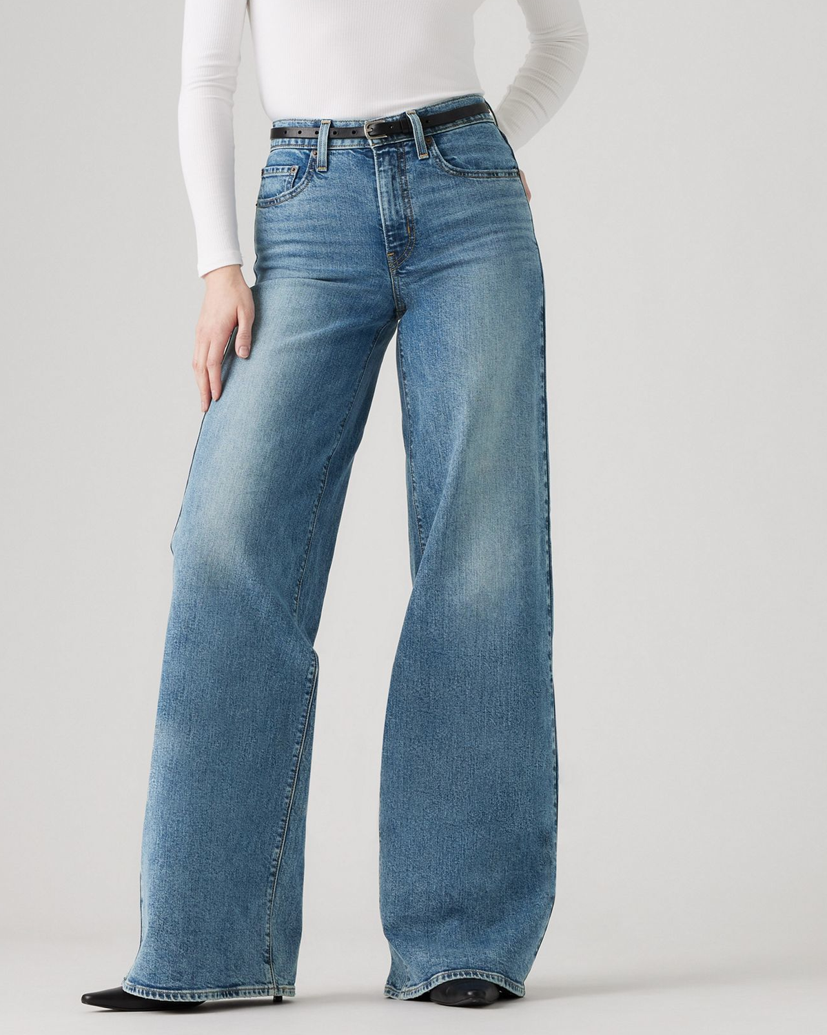 Levi's® Womens 728 High Rise Wide Leg Jeans - Sweet Success | Levi's® Jeans | JEANSTORE