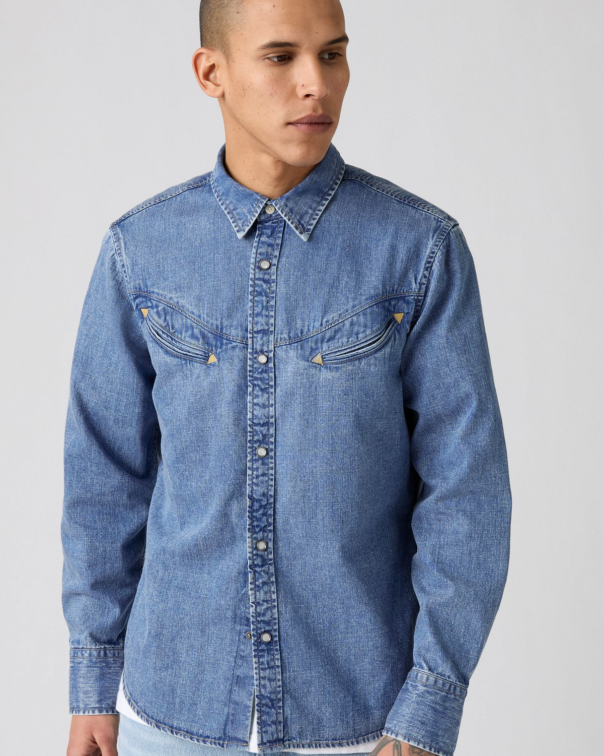 Levi's® Smiley Western Shirt - Just A Smile Medium Indigo | Levi's® Shirts | JEANSTORE