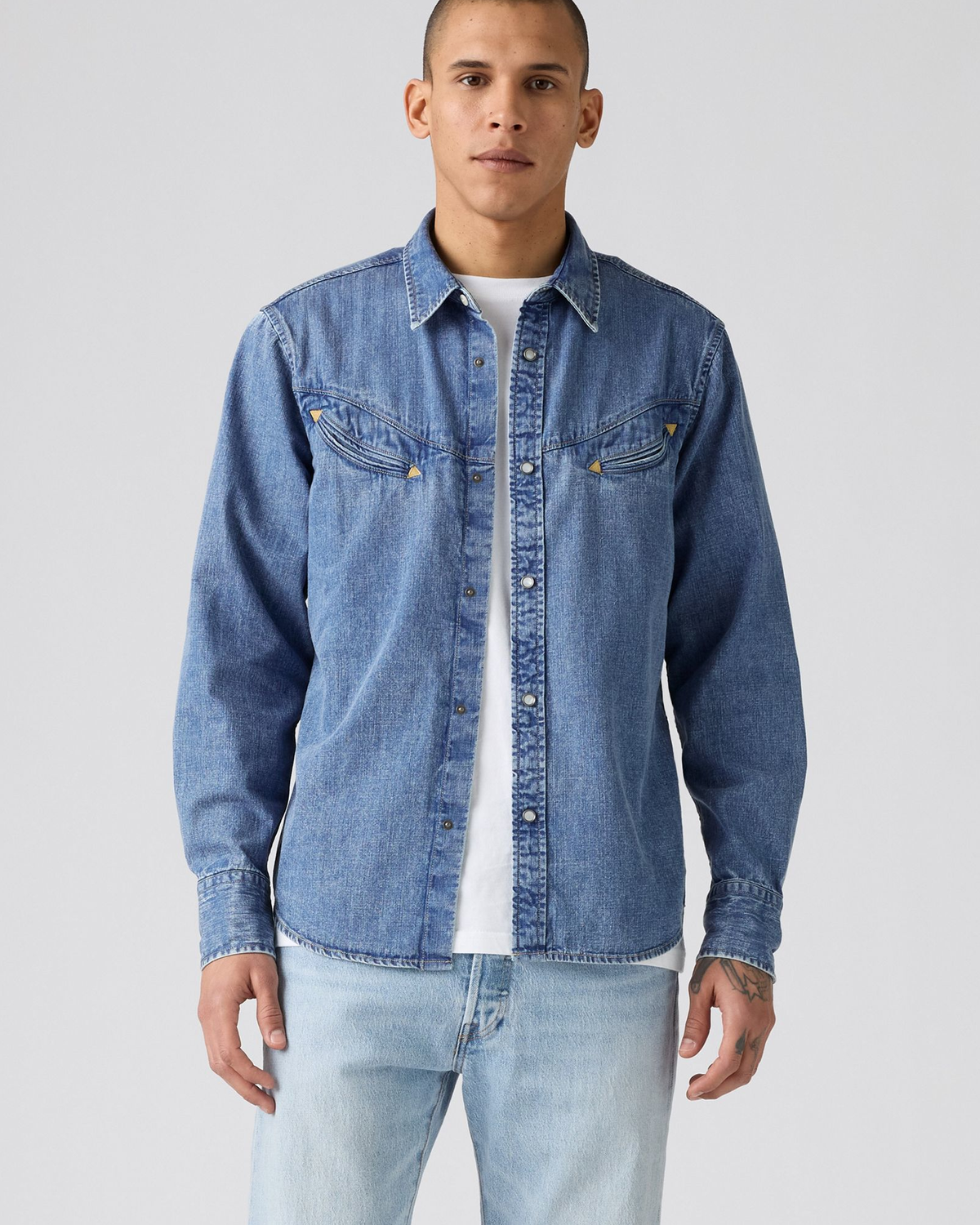 Levi's® Smiley Western Shirt - Just A Smile Medium Indigo | Levi's® Shirts | JEANSTORE