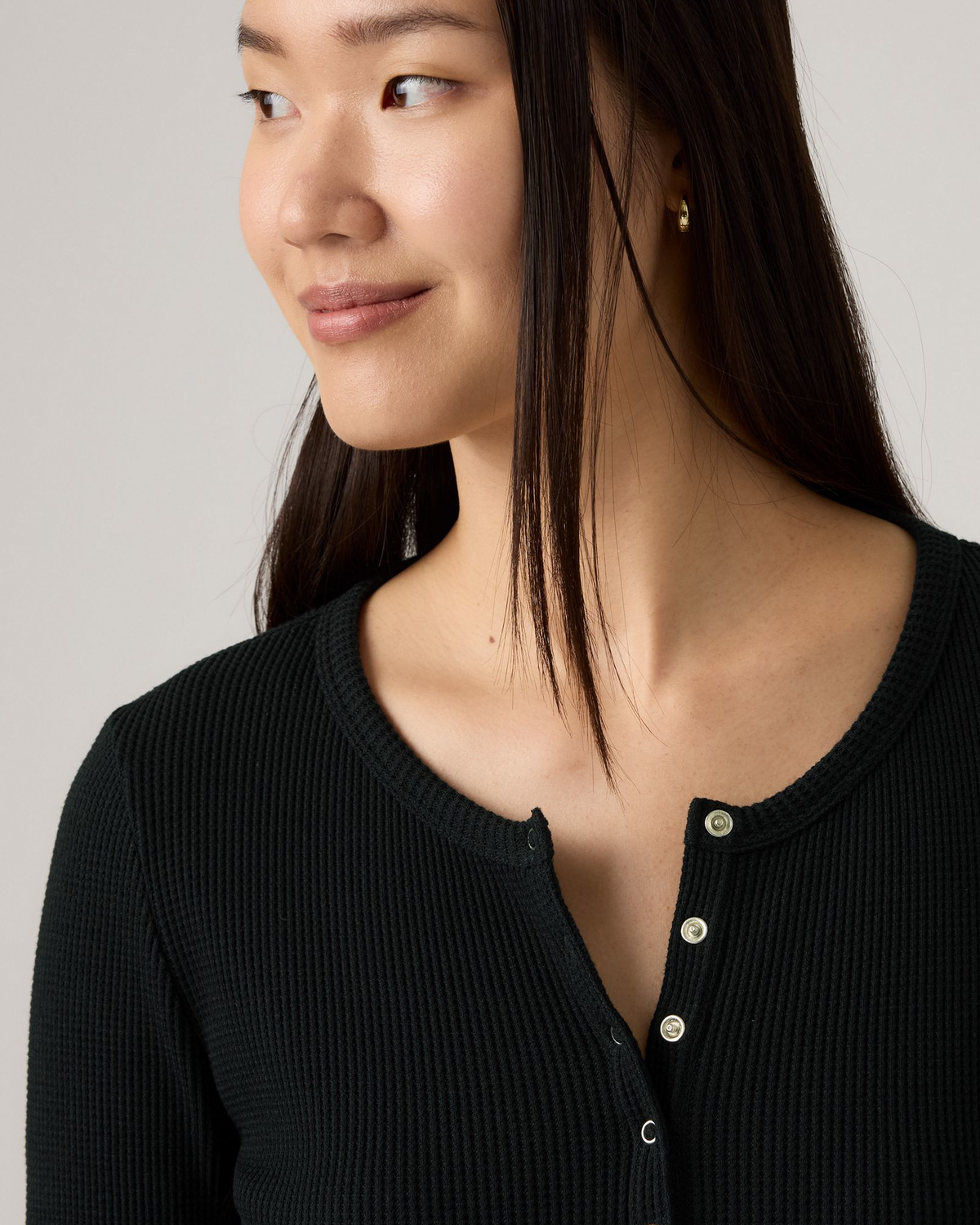 Levi's® Womens Dry Goods Waffle Henley - Anthracite Night | Levi's® T Shirts | JEANSTORE