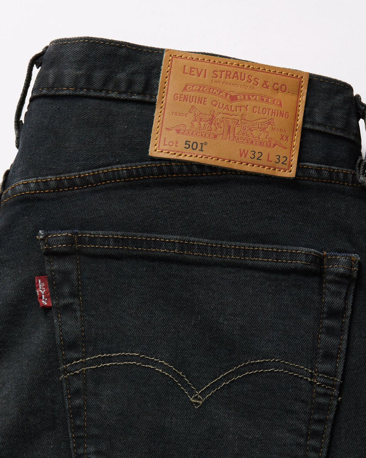 Do 501 jeans stretch online