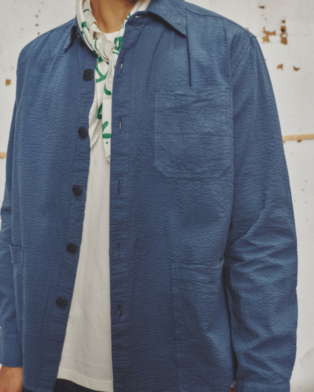Le Mont St Michel Coban Seersucker Overshirt - Navy | Le Mont St Michel Shirts | JEANSTORE