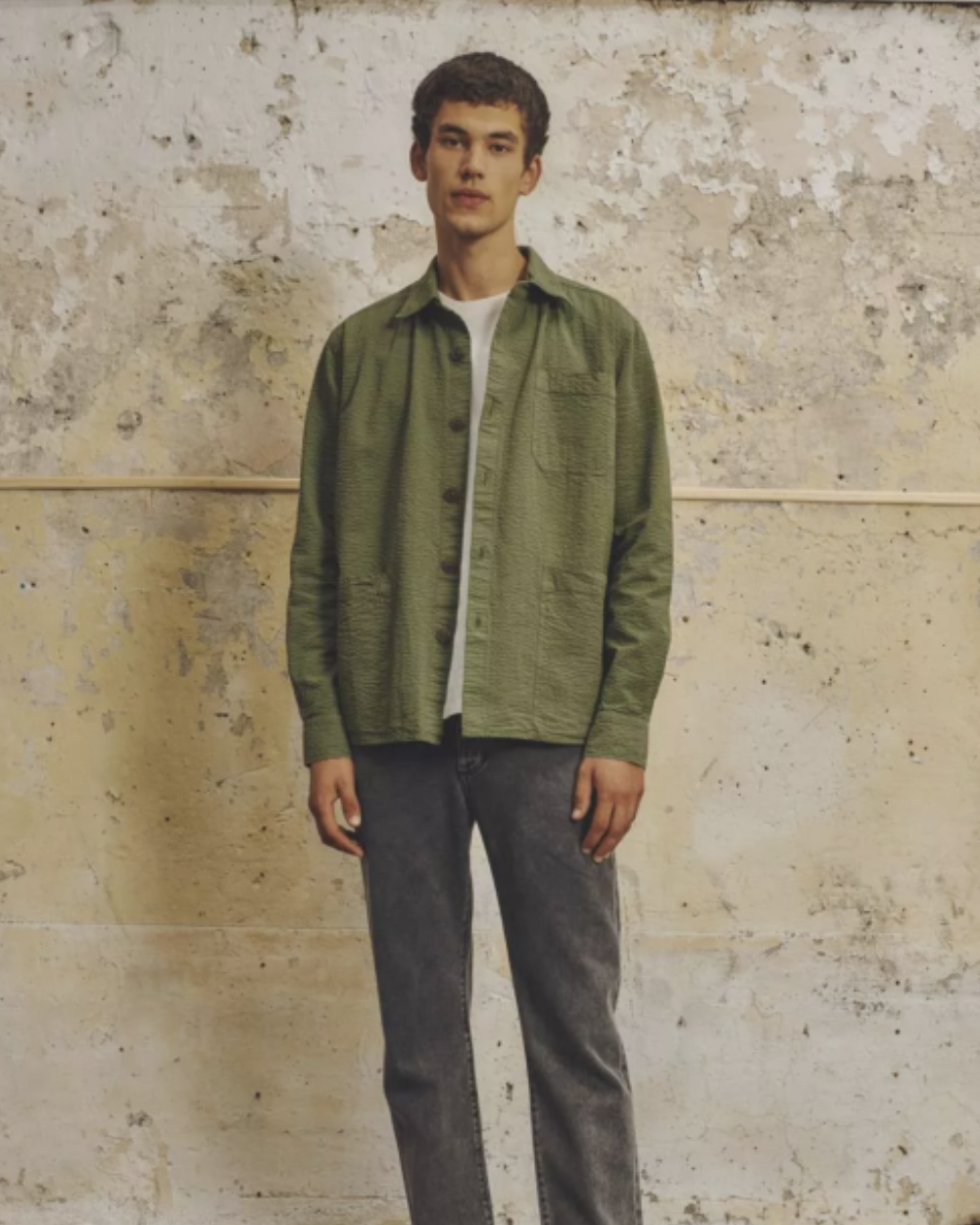 Le Mont St Michel Coban Seersucker Overshirt - Khaki | Le Mont St Michel Shirts | JEANSTORE