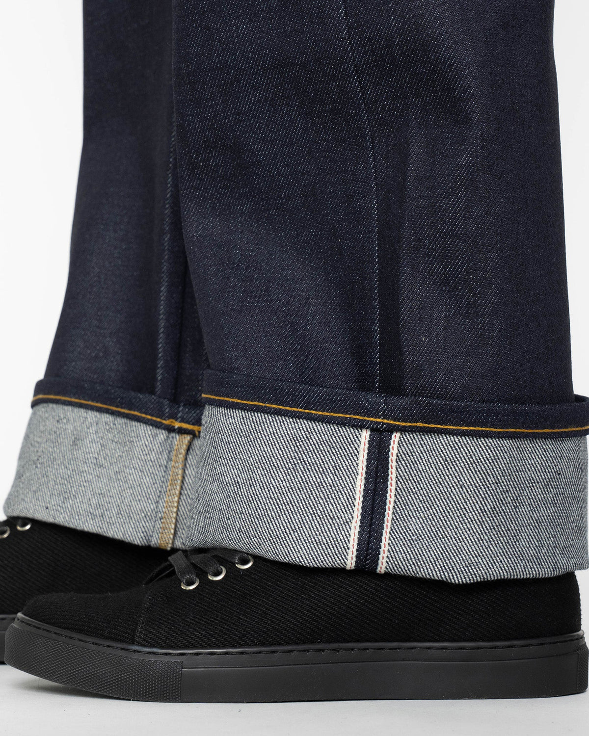 Naked & Famous Denim Strong Guy Relaxed Straight Mens Jeans - Elephant 2 Reborn