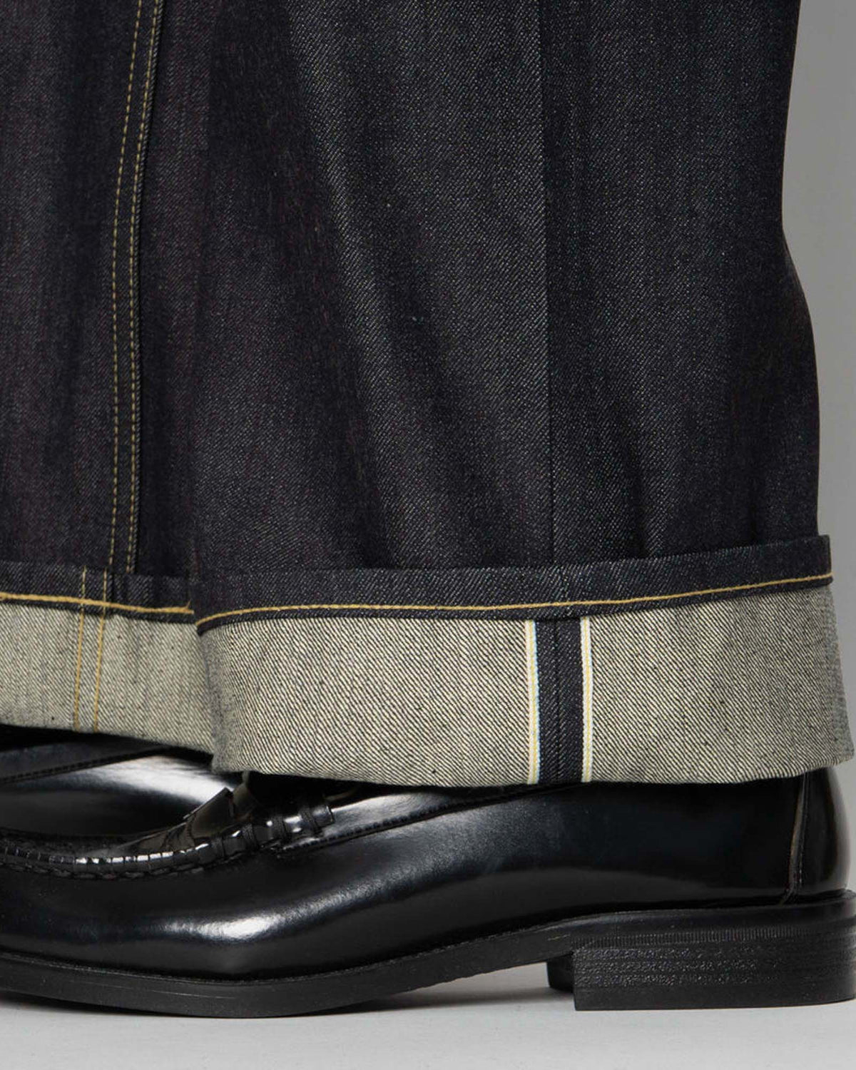 Naked & Famous Denim Strong Guy Relaxed Straight Mens Jeans - Guardian 2 Selvedge