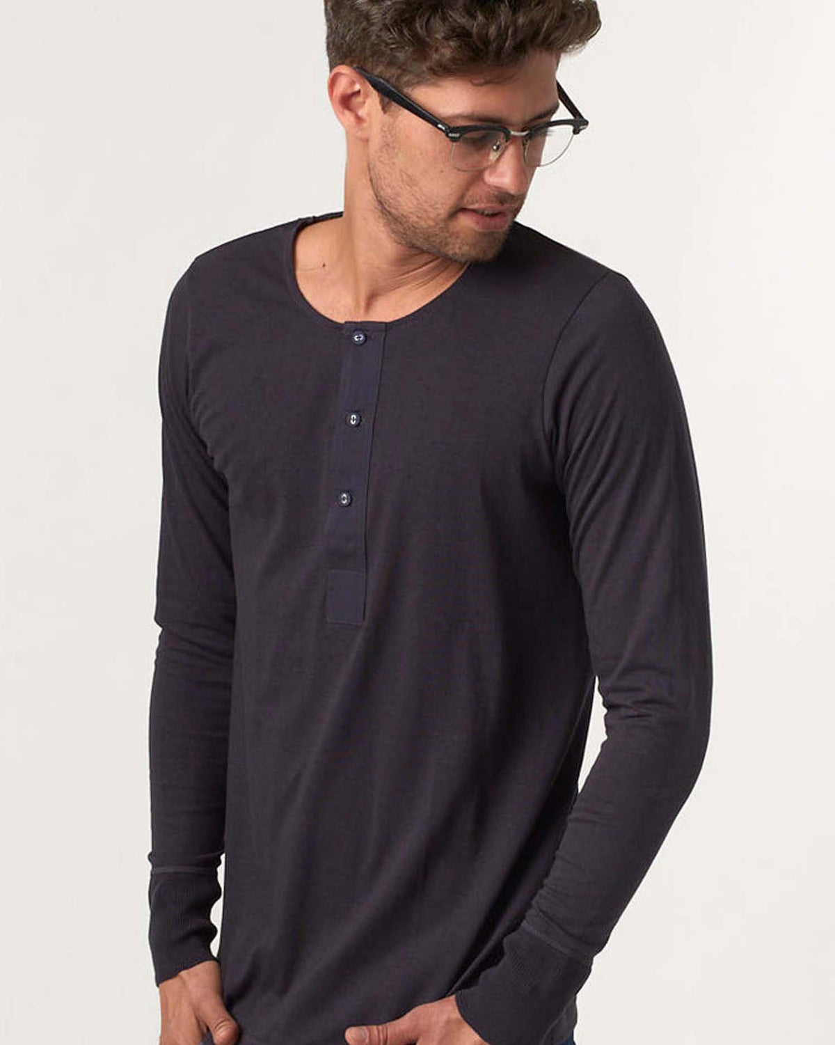 Merz b. Schwanen Originals 102 Loopwheeled Henley - Charcoal | Merz b. Schwanen T Shirts | Jeanstore