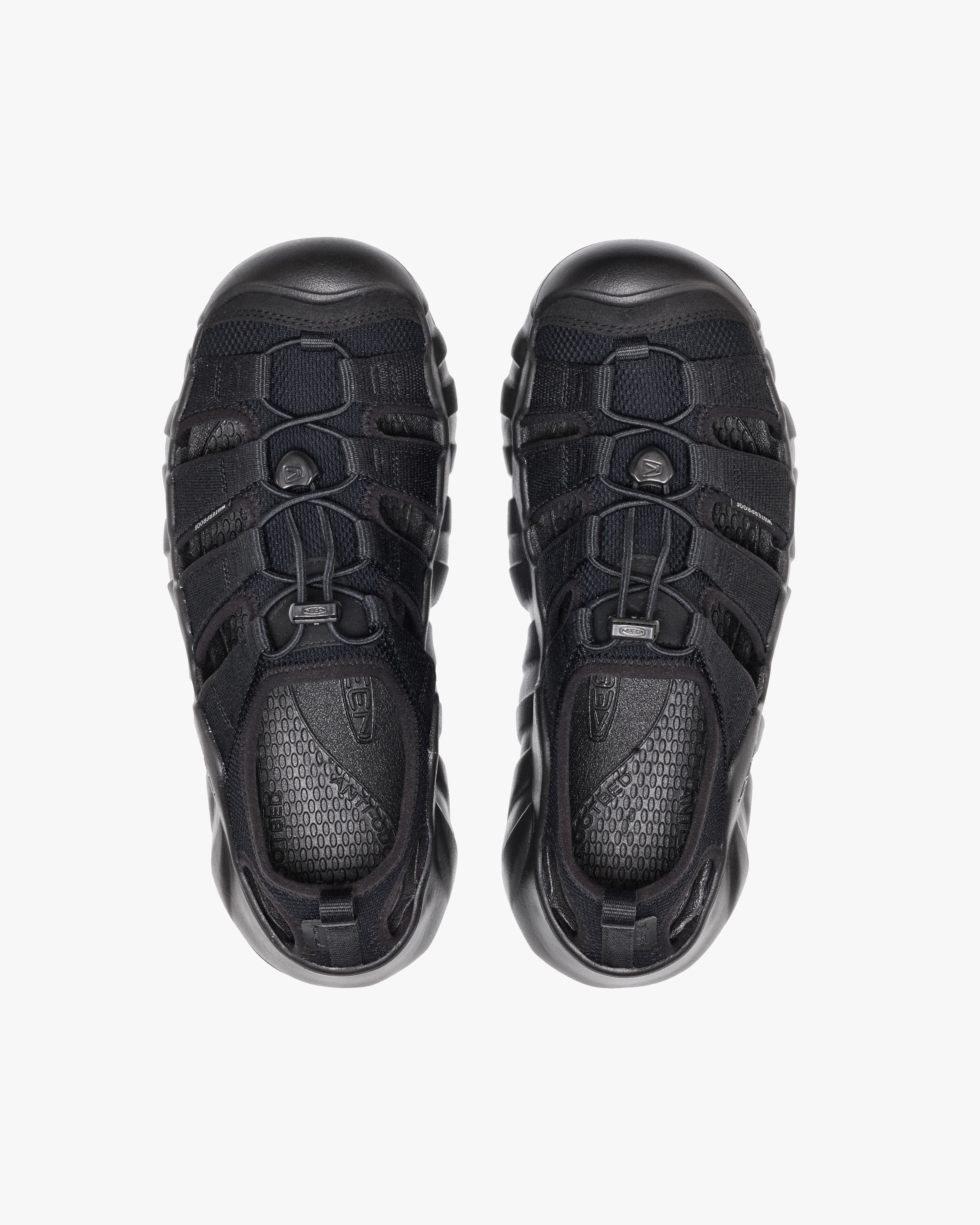 Keen x Snow Peak Hyperport H2 Sandal - Triple Black | Keen Trainers | JEANSTORE