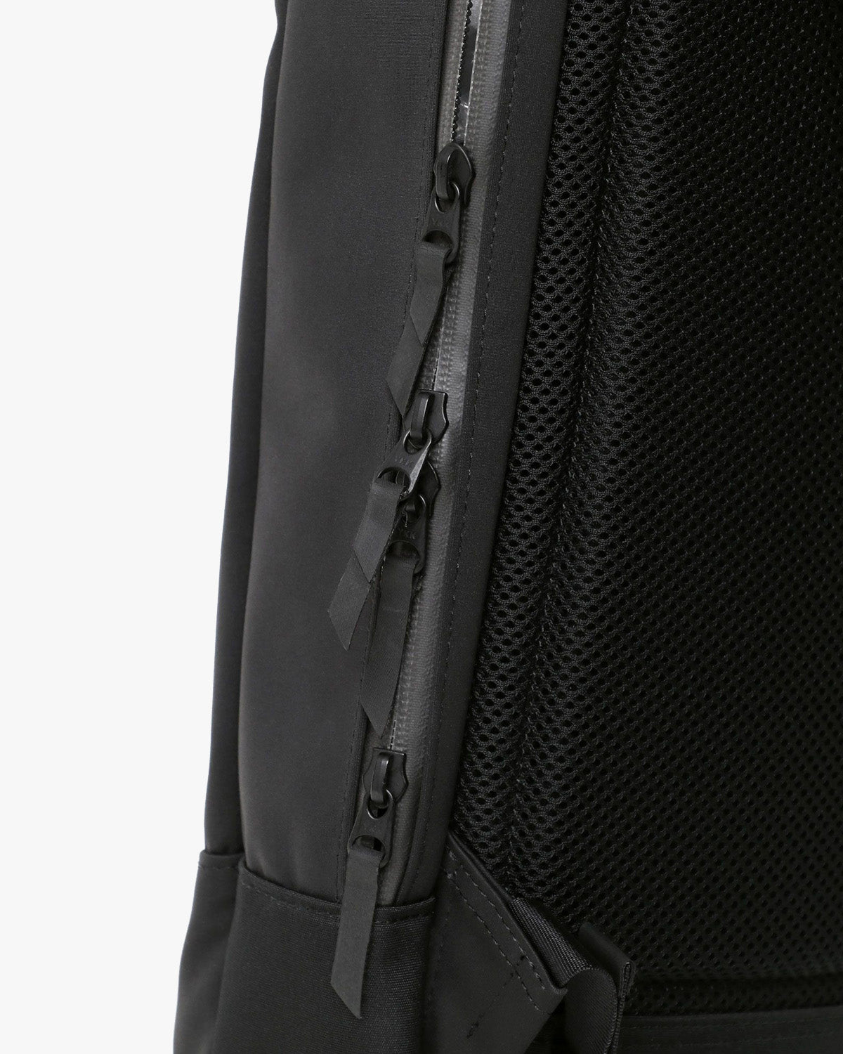 Porter-Yoshida & Co. Future Daypack - Black | Porter-Yoshida & Co. Bags | JEANSTORE