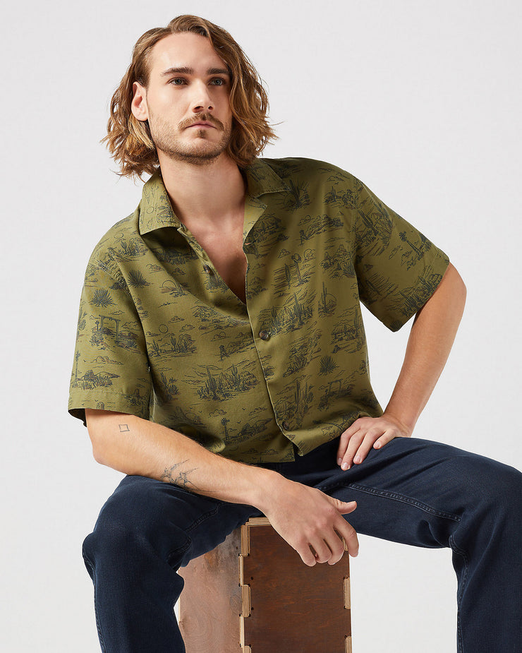 Wrangler Resort Shirt - Olive Scenic