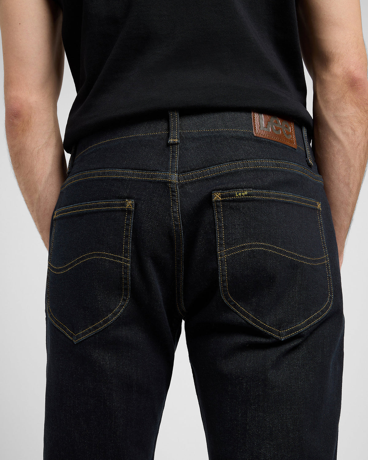 Lee Straight Fit Extreme Motion Mens Jeans - MVP New Rinse | Lee Jeans | JEANSTORE