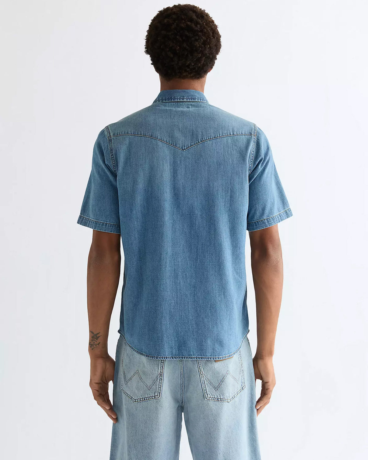 Wrangler S/S Western Denim Shirt - Mid Light Wash | Wrangler Shirts | JEANSTORE