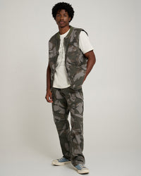 Wrangler® x Stranger Things™ Mike Lucas Vest - Camo