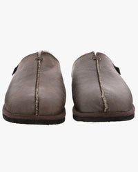 Shepherd® Of Sweden Hugo Sheepskin Slippers - Stone Oiled Antique