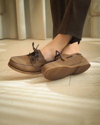 Loake Lifestyle Padstow 2 Eye Boat Shoe - Brown Oiled Nubuck