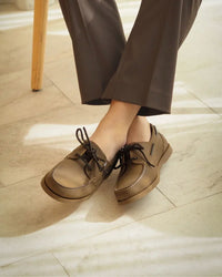 Loake Lifestyle Padstow 2 Eye Boat Shoe - Brown Oiled Nubuck