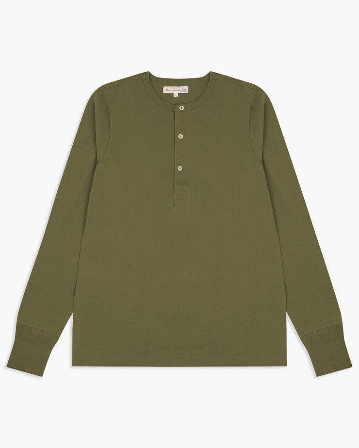 Merz B Schwanen Good Originals 206 8.6oz Loopwheeled Henley - Army Green | Merz B Schwanen T Shirts | JEANSTORE