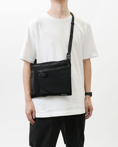 Master-Piece Circus Sacoche - Black | Master-Piece Bags | JEANSTORE