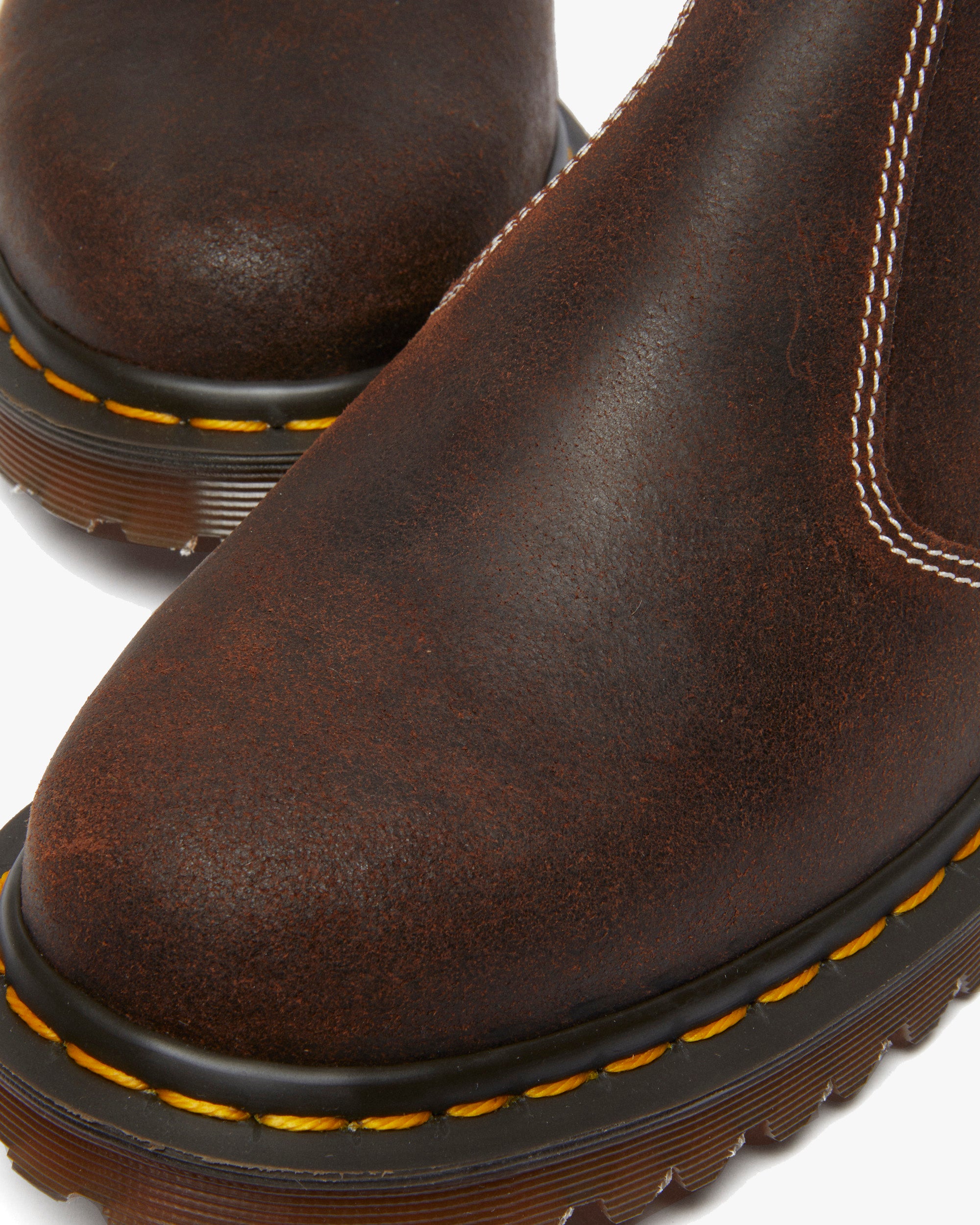 Dr Martens Made In England 2976 Chelsea Boots - Rustic Brown Wax Comma
