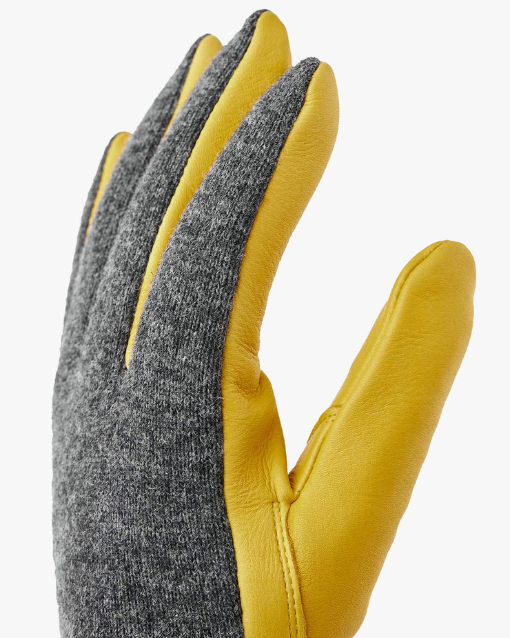 Hestra Deerskin Wool Tricot Gloves - Charcoal / Natural Yellow | Hestra Gloves | JEANSTORE