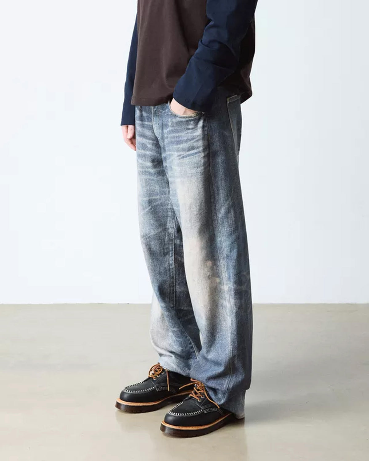 Dr Martens Archive Lowell 4-Eye Moc Toe Shoe - Black Wild Grain | Dr Martens Shoes | JEANSTORE