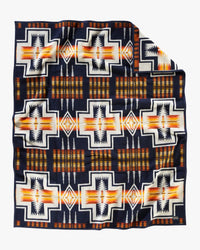 Pendleton Jacquard Napped Robe Wool Blanket - Harding Navy | Pendleton Miscellaneous | JEANSTORE