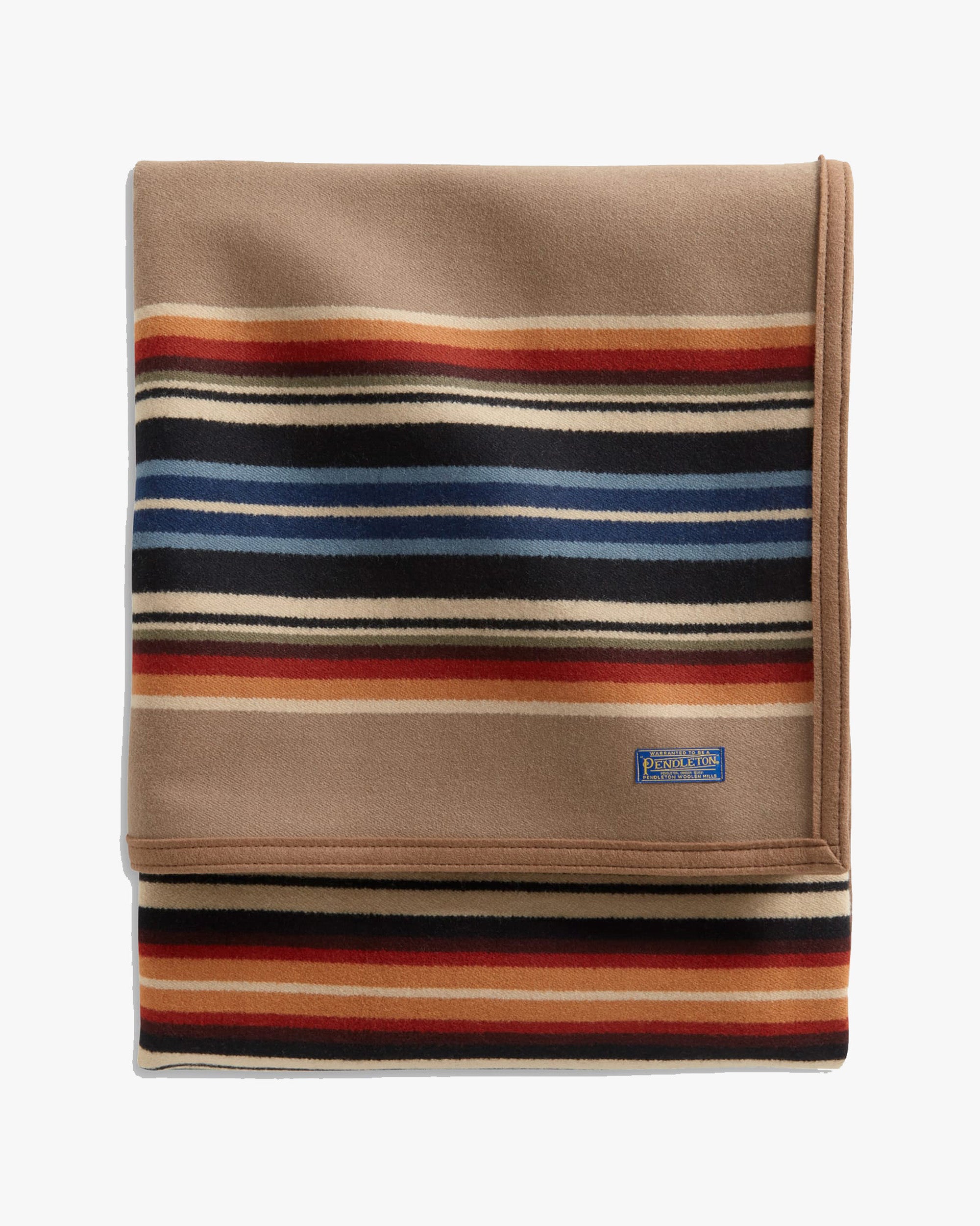 Pendleton Jacquard Serape Wool Robe Blanket - Grey Horse Khaki – JEANSTORE