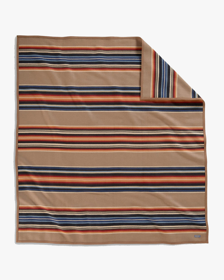 Pendleton Jacquard Serape Wool Robe Blanket - Grey Horse Khaki – JEANSTORE