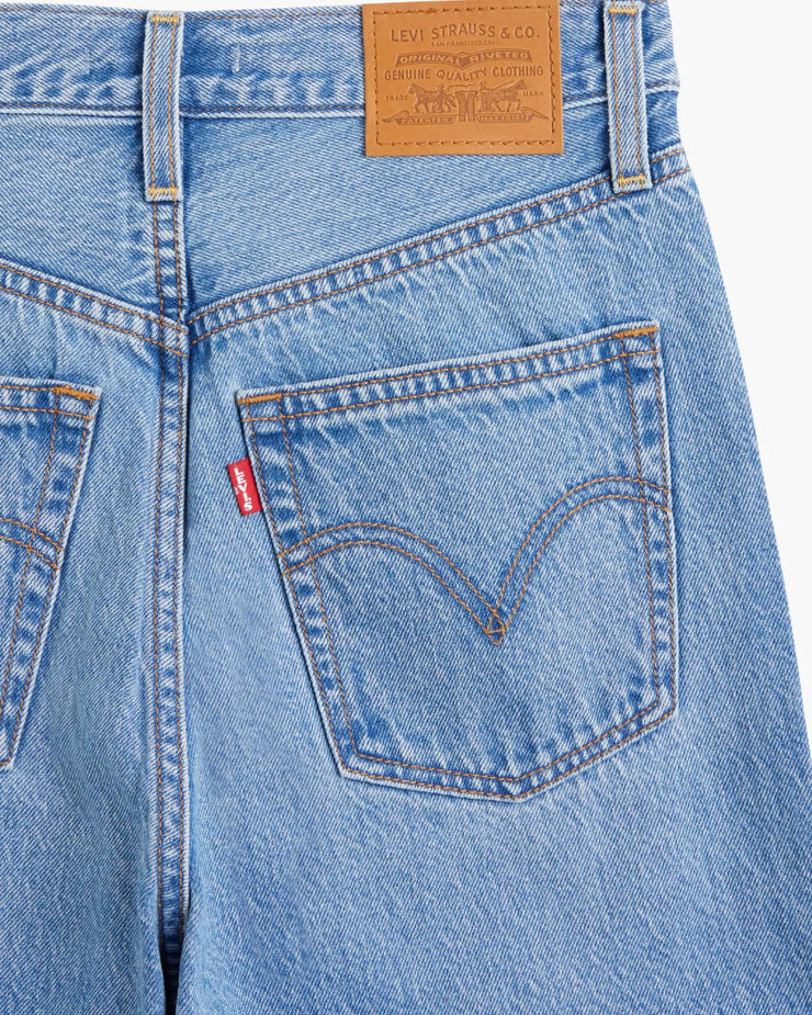 Levi's® Womens Ribcage Straight Ankle Jeans - In The Middle