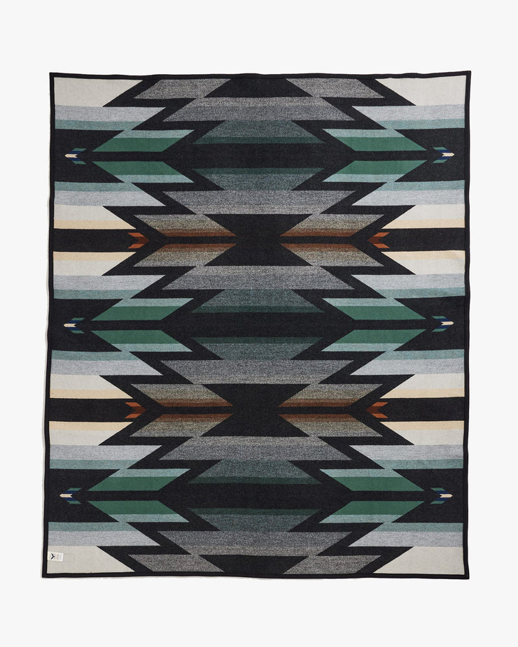 Pendleton Jacquard Unnapped Robe Wool Blanket - Wyeth Trail Oxford