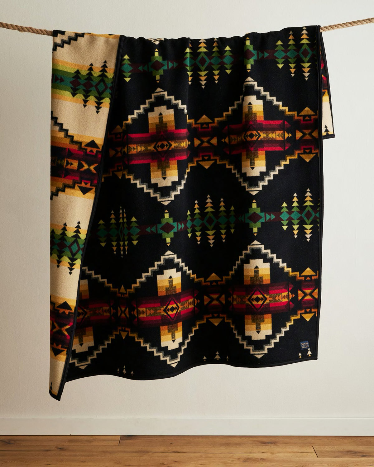 Pendleton Jacquard Napped Robe Wool Blanket - Four Corners | Pendleton Miscellaneous | JEANSTORE