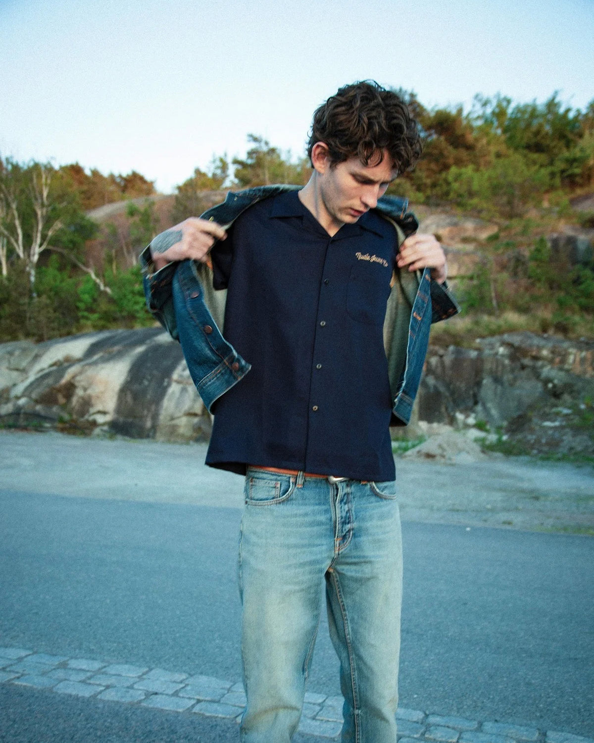 Nudie Jeans Arthur 8 Wonders Bowling Shirt - Navy | Nudie Jeans Shirts | JEANSTORE