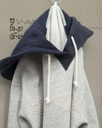 Nudie Jeans Gunde Hoodie Embo Wave - Grey Melange | Nudie Jeans Sweaters & Knitwear | Jeanstore
