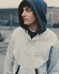 Nudie Jeans Gunde Hoodie Embo Wave - Grey Melange | Nudie Jeans Sweaters & Knitwear | Jeanstore