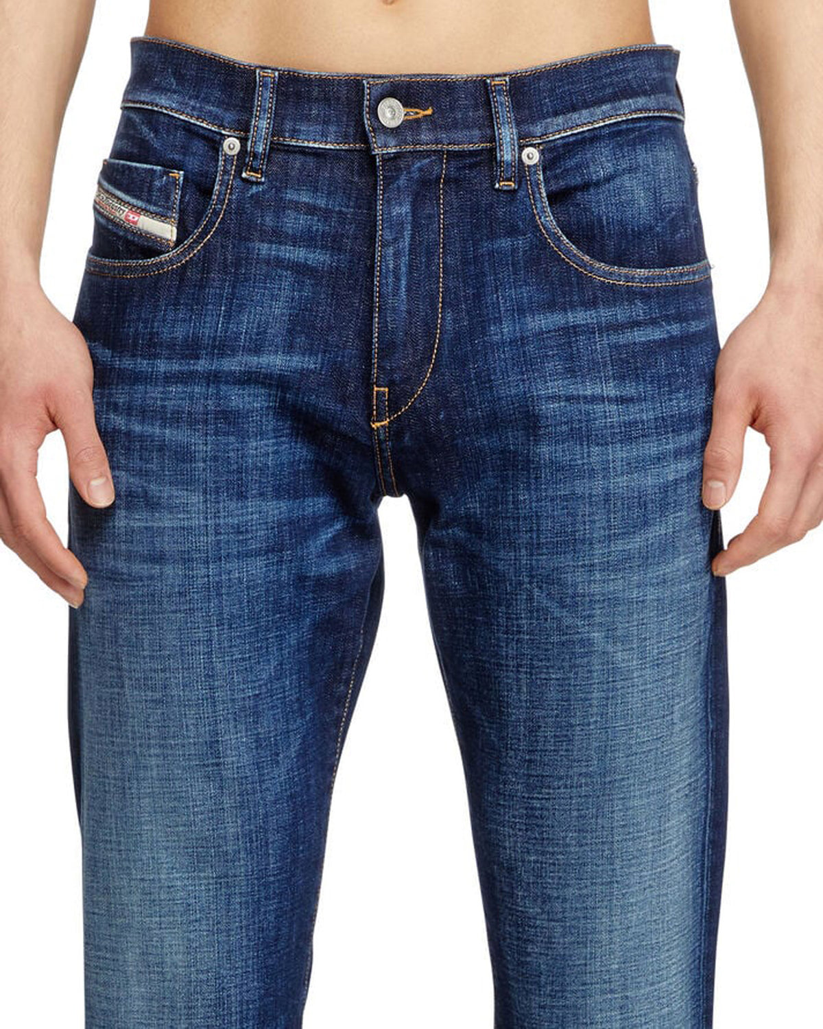 Diesel 2019 D-Strukt Slim Fit Mens Jeans - 09L61 / Medium Blue