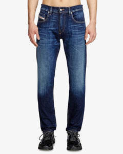 Diesel 2019 D-Strukt Slim Fit Mens Jeans - 09L61 / Medium Blue