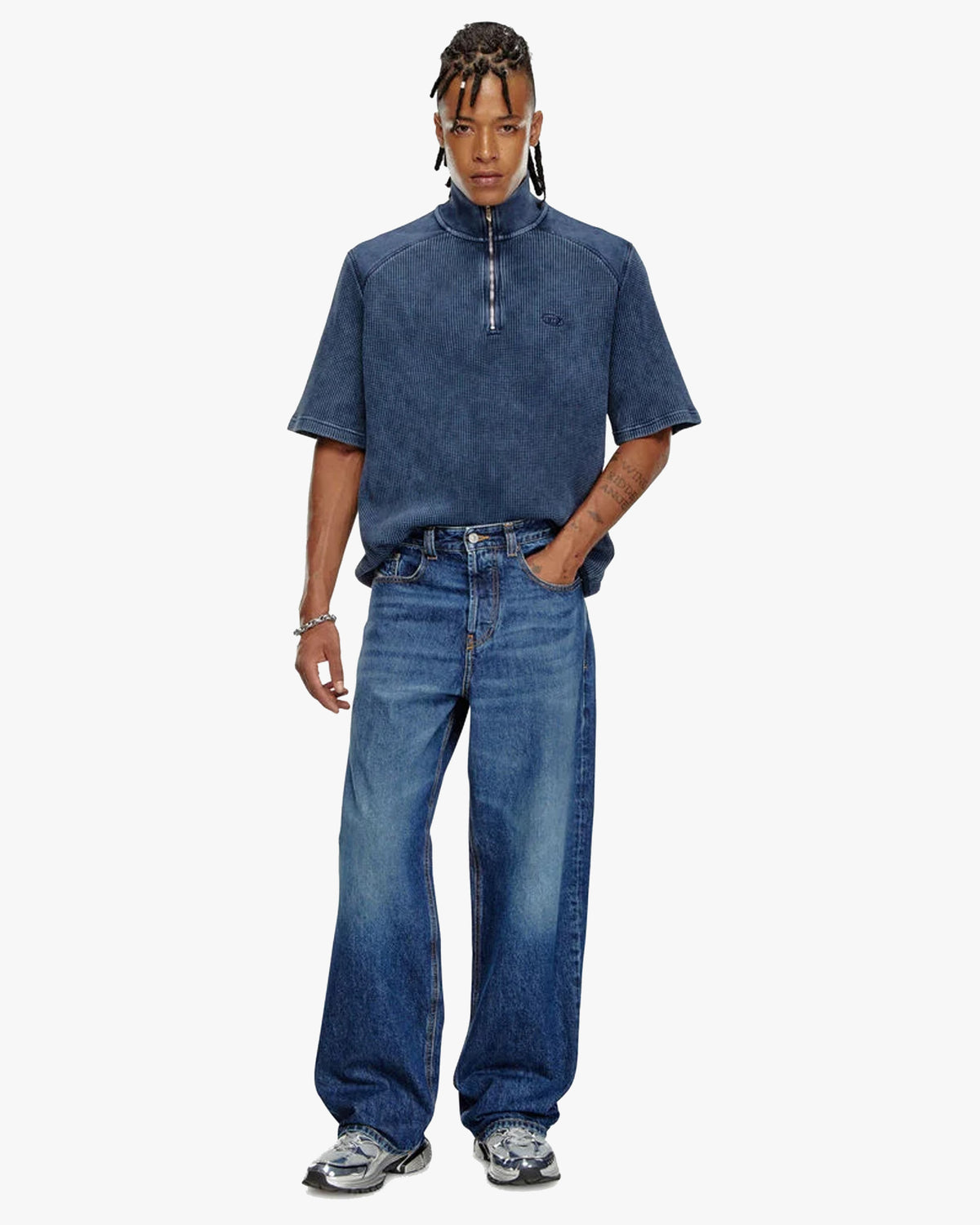 Diesel 2001 D-Macro Relaxed Wide Leg Mens Jeans - 09I27 / Medium Blue