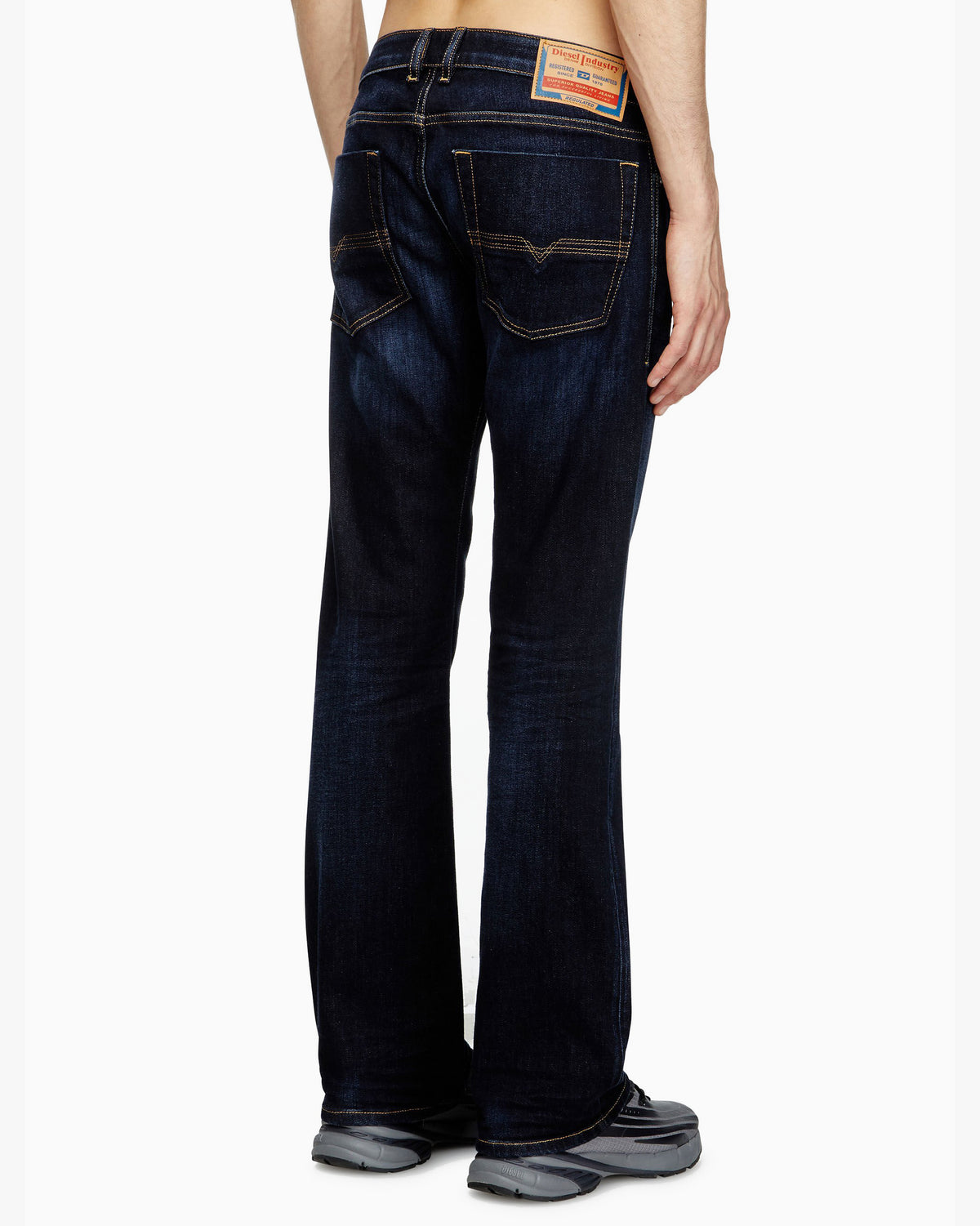 Diesel 2007 Zatiny Bootcut Mens Jeans - 009ZS / Dark Blue
