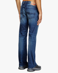 Diesel 2007 Zatiny Bootcut Mens Jeans - 09L51 / Dark Blue