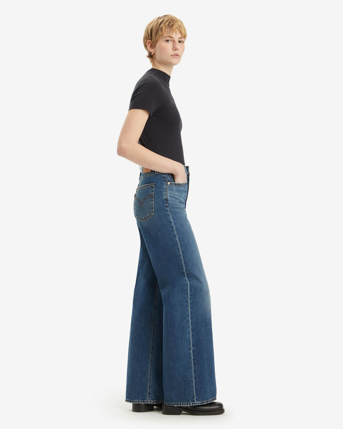Levi's® Womens Ribcage Wide Leg Jeans - Polar Perimiter | Levi's® Jeans | JEANSTORE