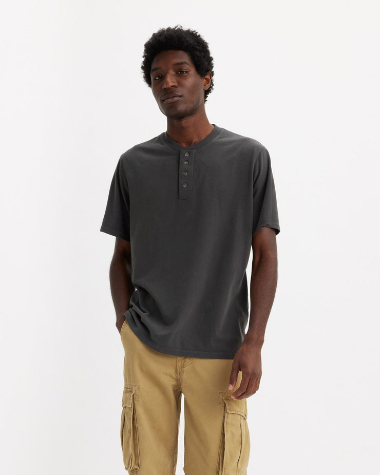 Levi's® S/S 4 Button Henley - Black Oyster