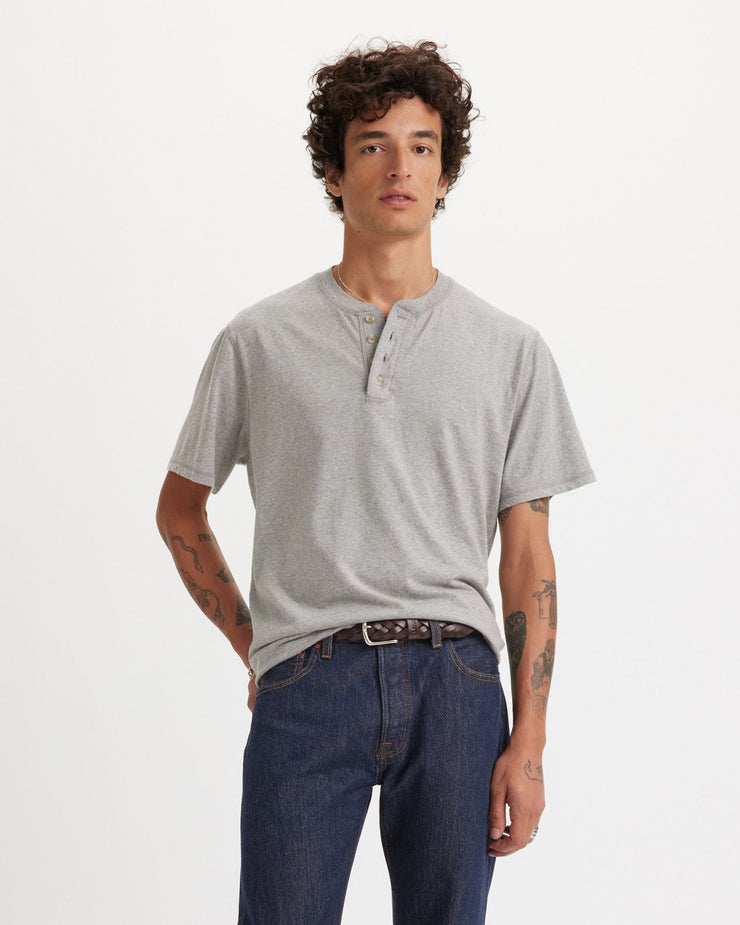 Levi's® S/S 4 Button Henley - Mid Tone Grey Heather | Levi's® T Shirts | JEANSTORE