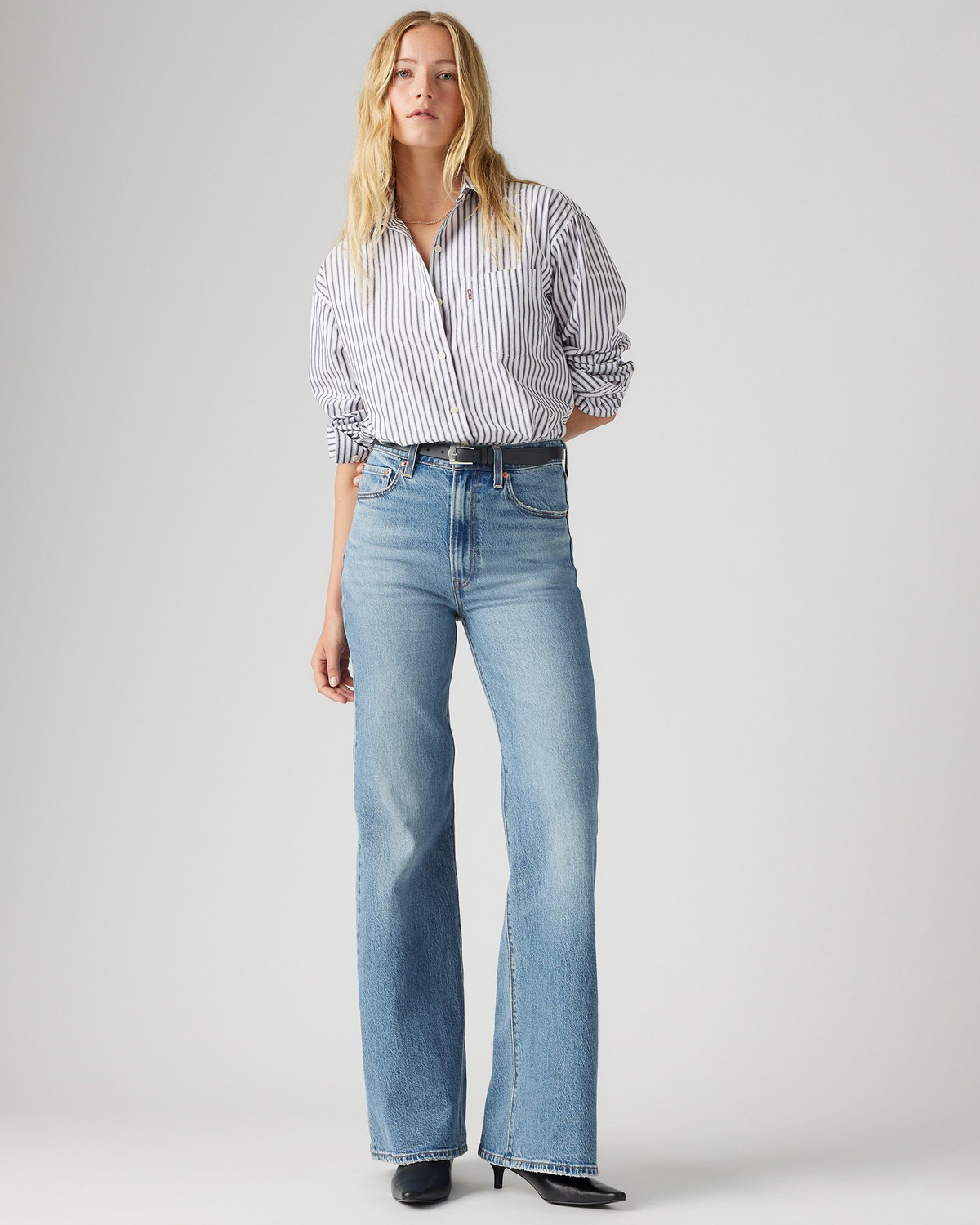 Levi's® Womens Ribcage Bells Flared Jeans - Next Saturday No Crease | Levi's® Jeans | JEANSTORE