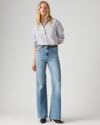Levi's® Womens Ribcage Bells Flared Jeans - Next Saturday No Crease | Levi's® Jeans | JEANSTORE