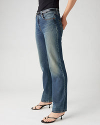 Levi's® Womens 501 90's Lightweight Relaxed Straight Fit Jeans - Bless The Rain | Levi's® Jeans | JEANSTORE