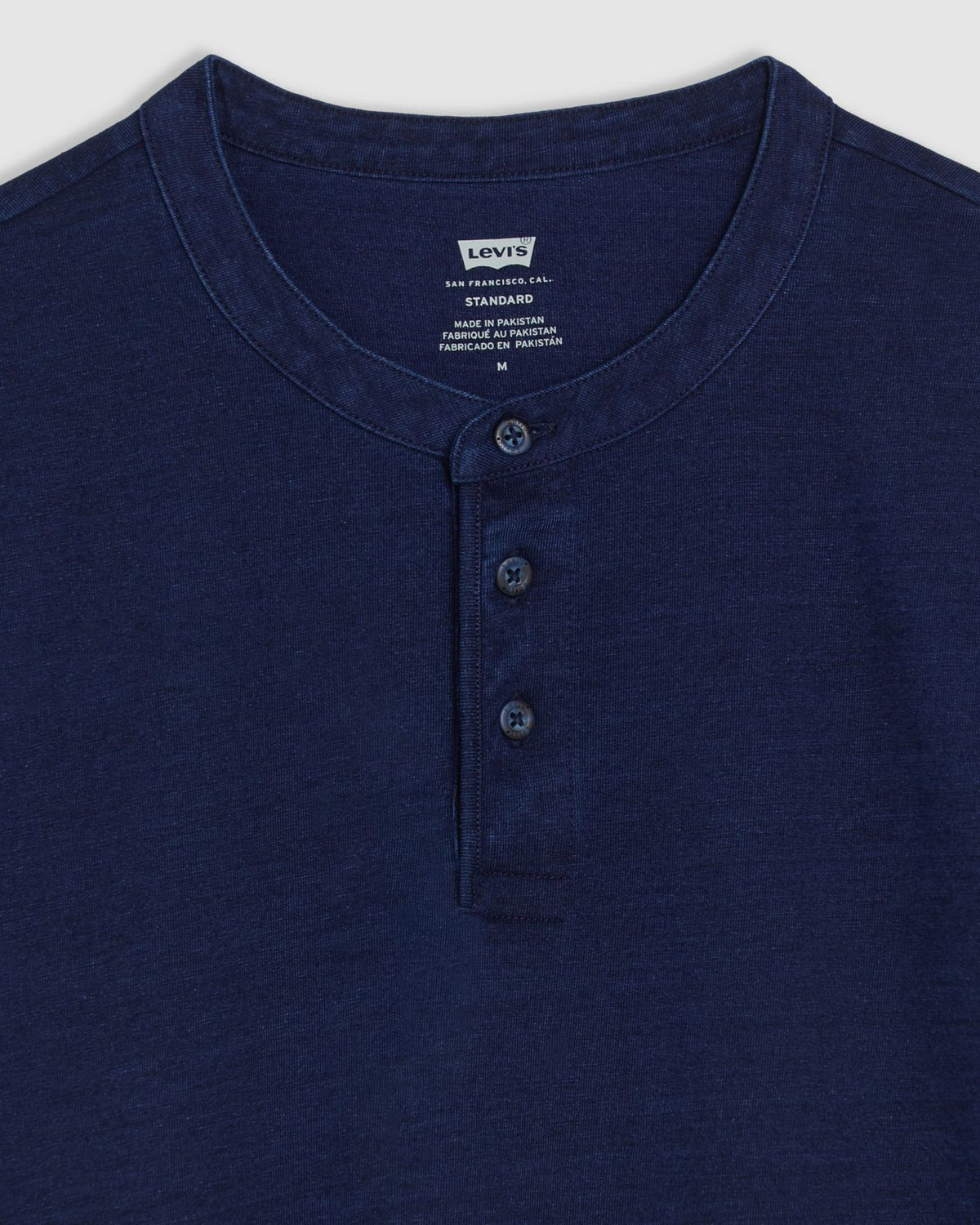 Levi's® S/S Housemark Henley - True Indigo Dark Indigo | Levi's® T Shirts | JEANSTORE