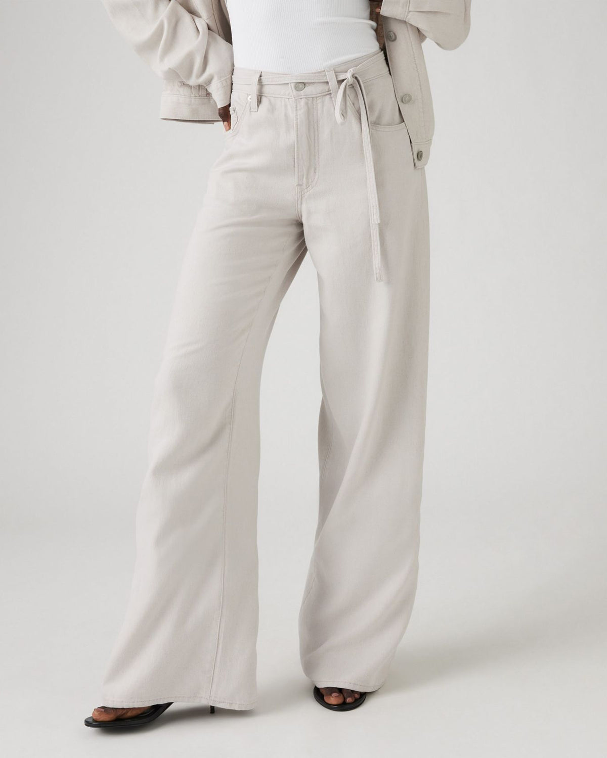 Levi's® Womens XL Straight Wide Leg Linen Trousers - Crystal Grey | Levi's® Chinos & Non-Denim Pants | JEANSTORE
