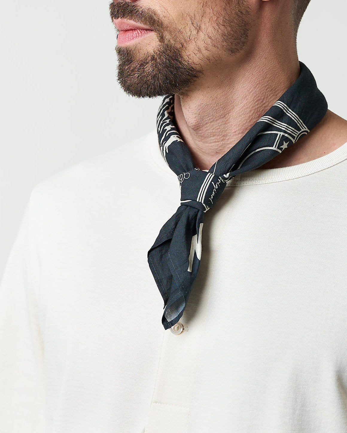 Merz b. Schwanen Bandana - Ink Blue | Merz b. Schwanen Bandanas | Jeanstore