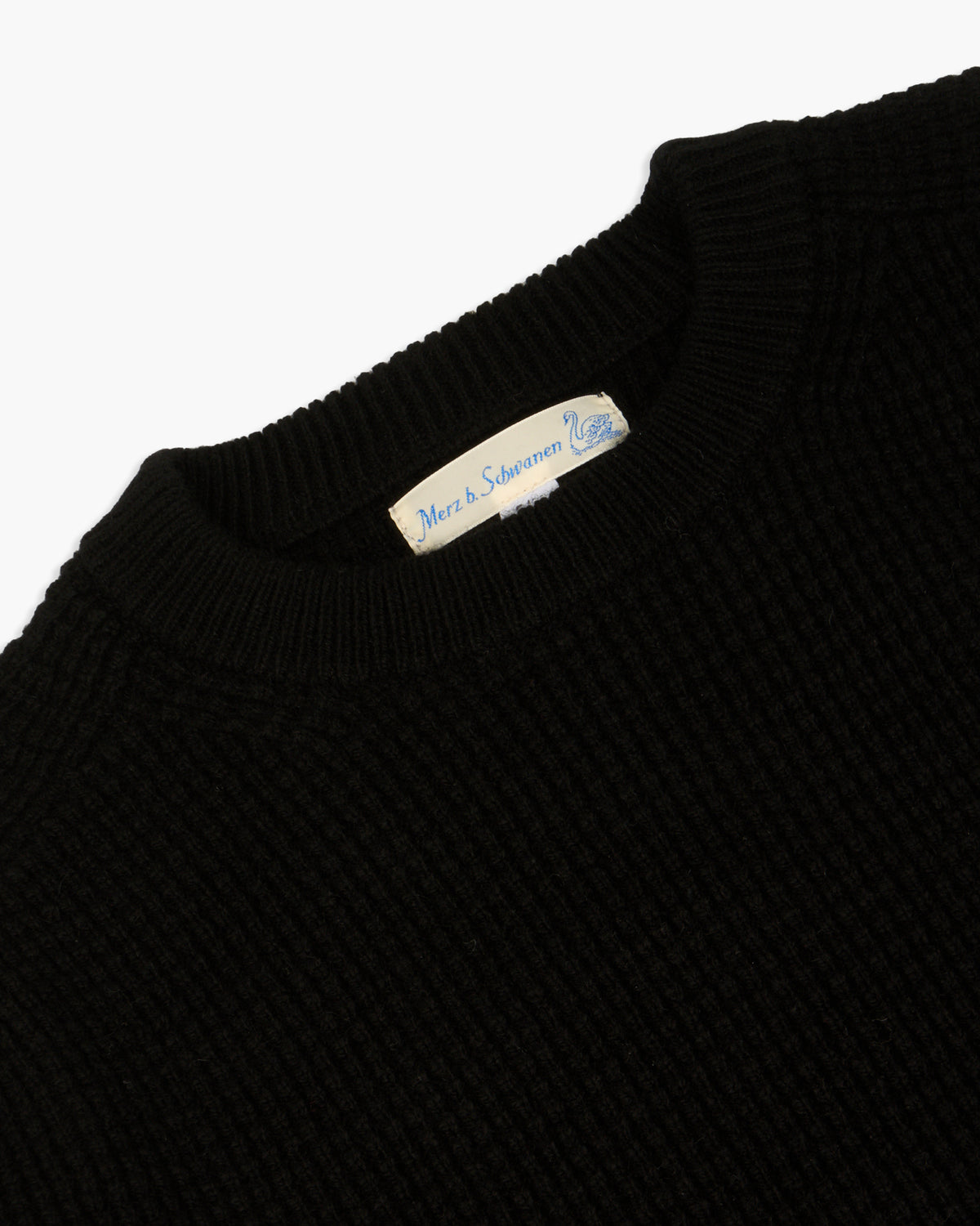 Merz b. Schwanen Good Basics BLADE02 Merino Wool & Cashmere Relaxed Waffle Pullover - Deep Black | Merz b. Schwanen Sweaters & Knitwear | JEANSTORE