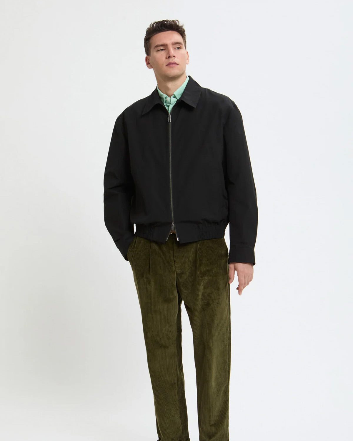 baracuta g18 harrington jacket black mens full outfit view with model facing forwards