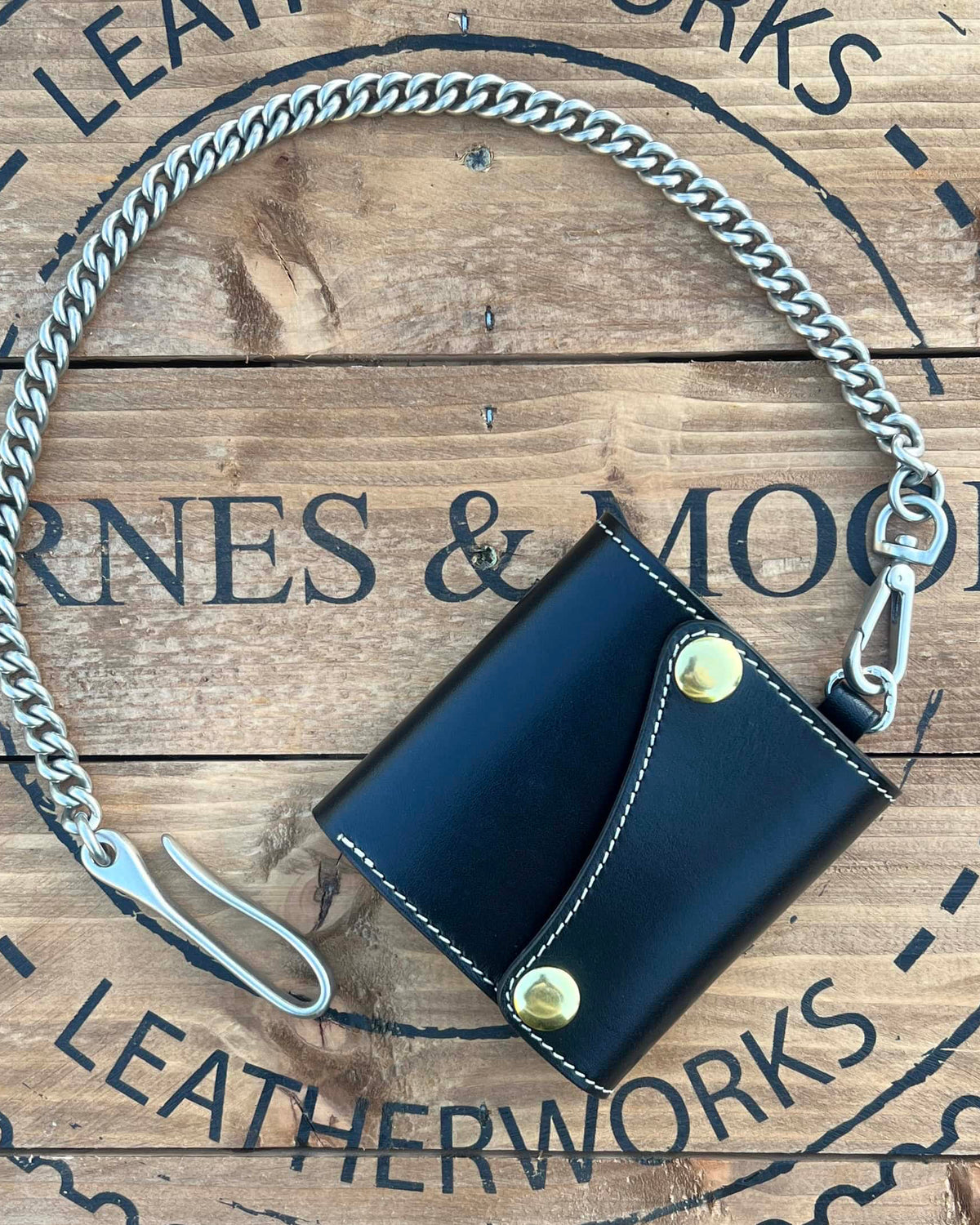 Barnes and Moore Sportsman Mid Leather Wallet - Silver Series Black | Barnes and Moore Wallets & Key Fobs | JEANSTORE